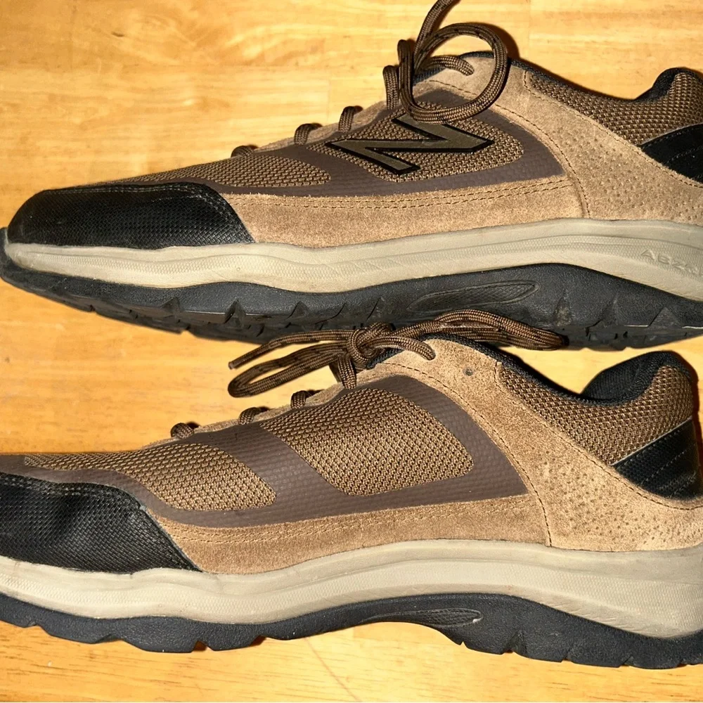 New Balance MW669BR men’s 11 walking hiking shoes brown tan black - Picture 2 of 10